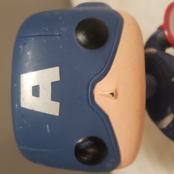 Fanko Pop #10 Avengers Captain America 2012 boble head figure - Picture 5 of 7